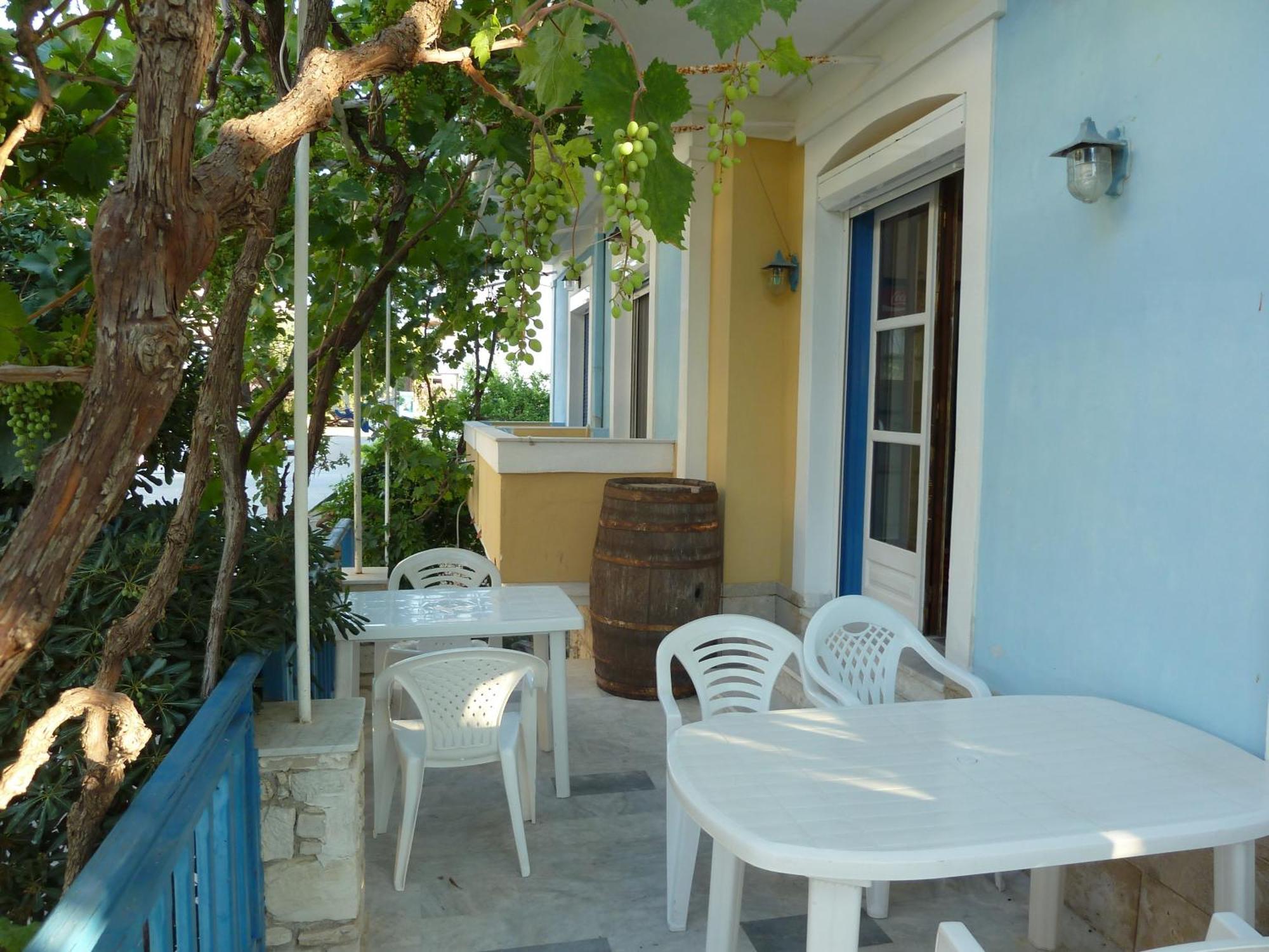 Paris Beach Hotel Ireo  Rum bild